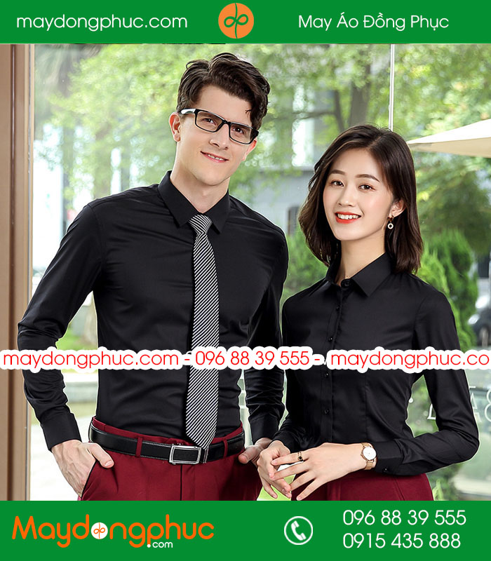  Đồng phục áo sơ mi màu đen quần đỏ đô