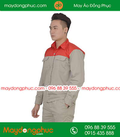 Quần áo công nhân may sẵn màu ghi phối đỏ