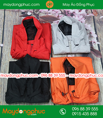Mẫu áo khoác gió đồng phục màu Đen