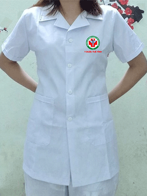 May đồng phục Trường cao đẳng y dược Tuệ Tĩnh Hà Nội