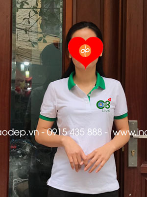 May áo lớp Khóa 32 trường Đại học Thương mại