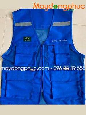 May áo gile màu xanh dương Công ty Baris Arch
