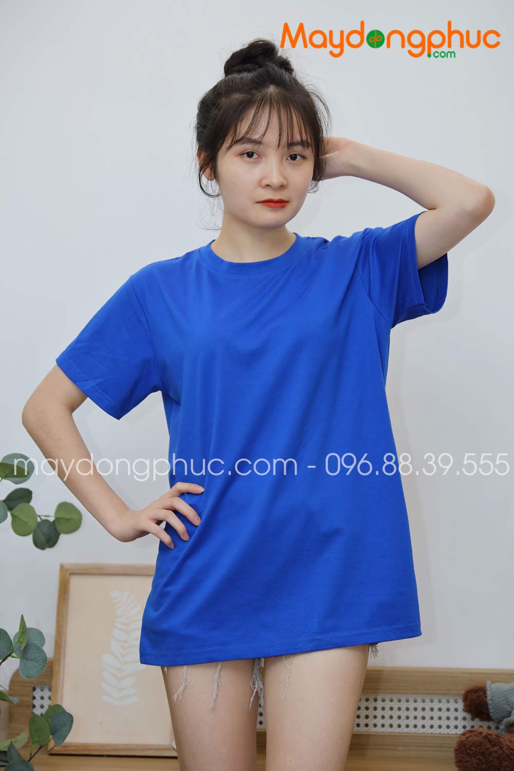 ​Áo phông tay lỡ màu xanh dương | Ao phong