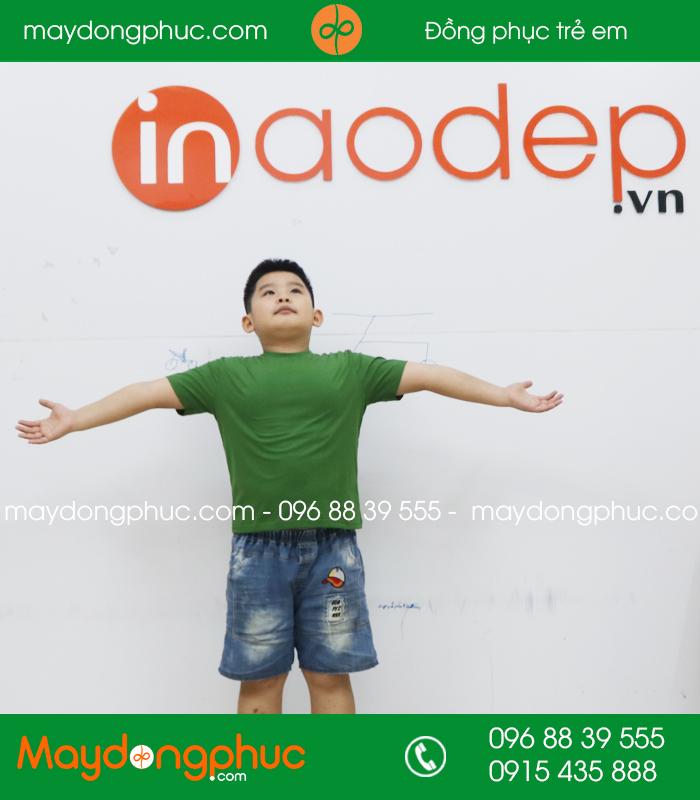 Áo phông trẻ em cổ tròn màu xanh lá | Ao phong tre em