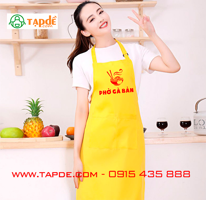 May tạp dề màu vàng Quán Phở gà bán | May tap de dong phuc